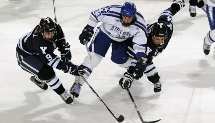 开云下载-新疆队踏平开拓者，约基奇关键回合不手软