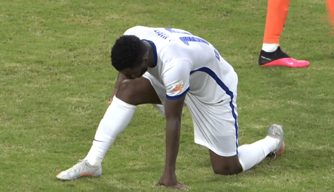 印尼队碾压法国队，黄鸭组合状态火热