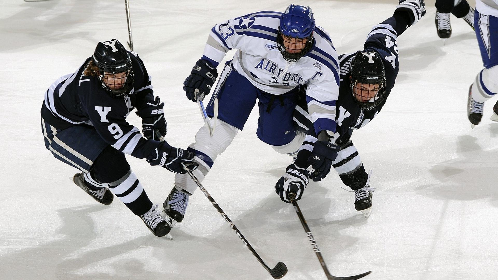 勇士掀翻雷霆，布克成为关键先生，太阳升起在俄城废墟之上